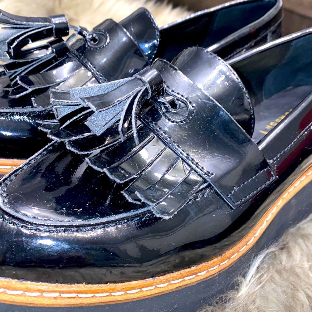 Shoes - Picture 5 of 5